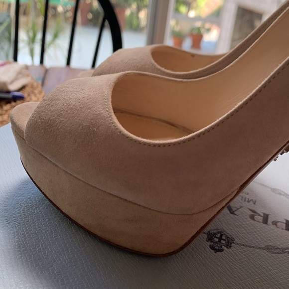 PRADA heels - Picture 5 of 11